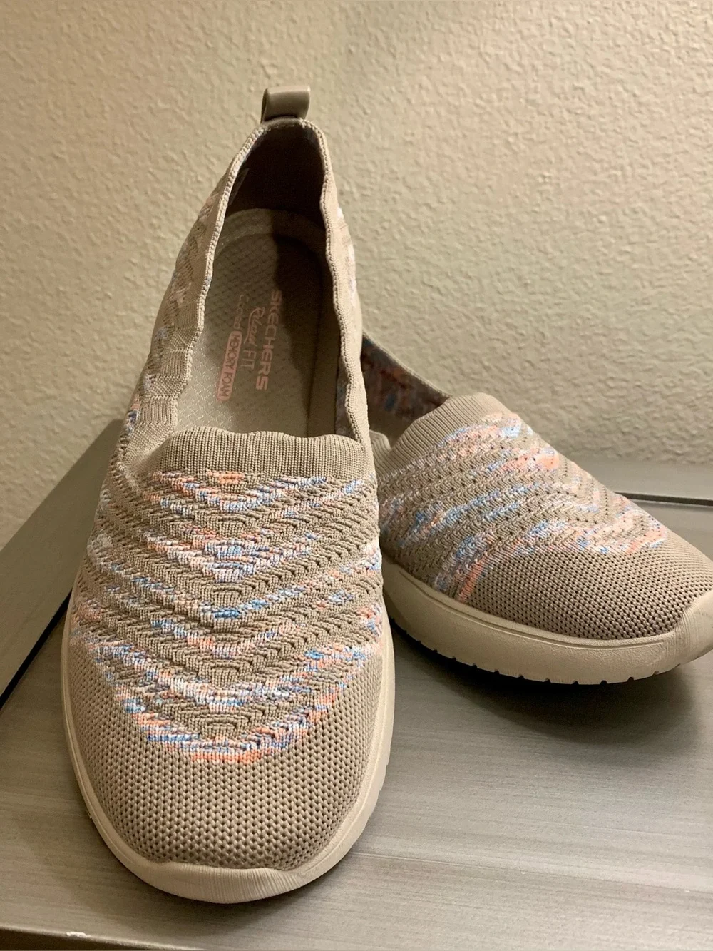 Women's Skechers - Relaxed Fit Cooled Memory Foam 8.5
